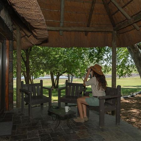 Thamalakane River Lodge Maun Ngoại thất bức ảnh