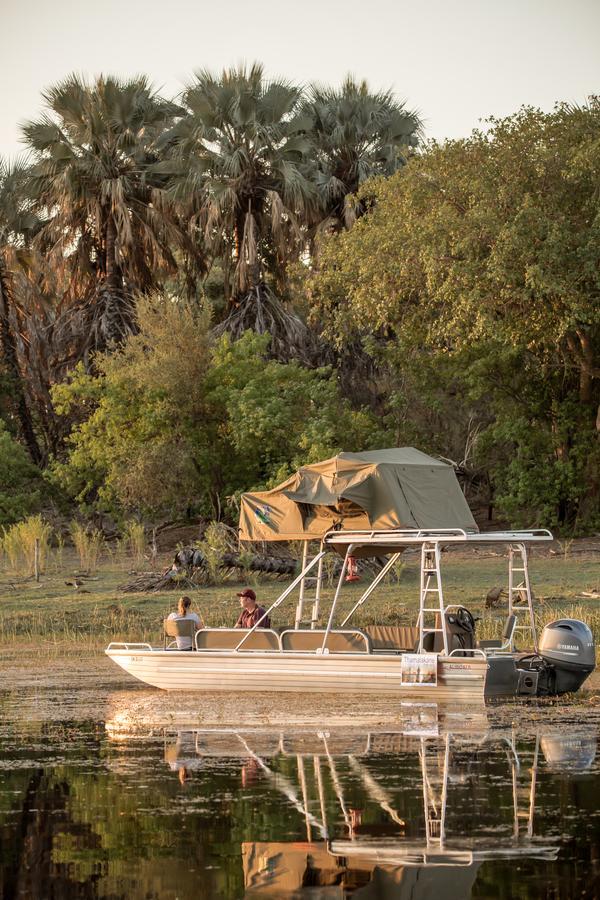 Thamalakane River Lodge Maun Ngoại thất bức ảnh